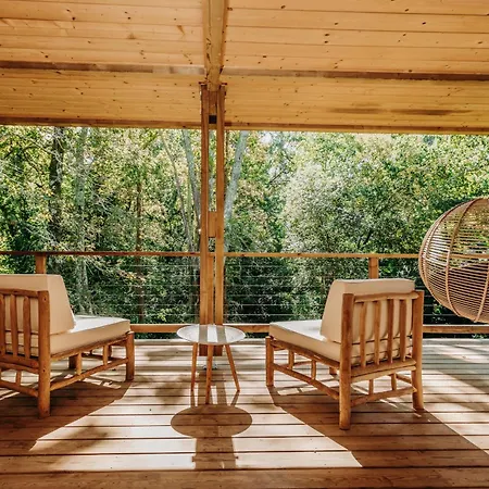 Les Freres Ibarboure Hotel