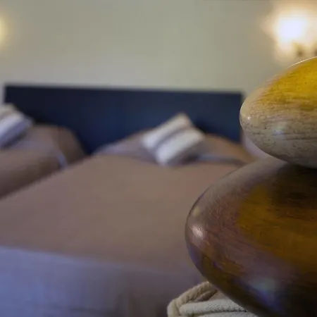 Les Freres Ibarboure Hotel