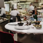 Les Freres Ibarboure - 4 Etoiles, Exterieur Sensoriel Et Restaurant Etoile A Szálloda Bidart
