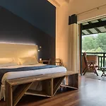 Les Freres Ibarboure - 4 Etoiles, Exterieur Sensoriel Et Restaurant Etoile A 4*