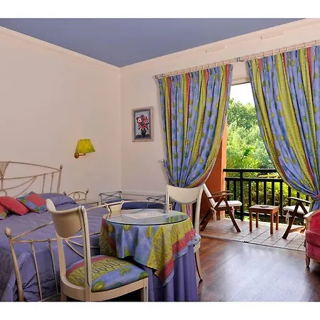 Les Freres Ibarboure 호텔 비다르