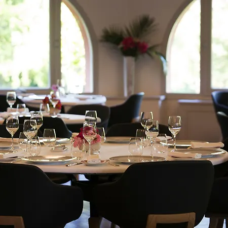 Les Freres Ibarboure - 4 Etoiles, Exterieur Sensoriel Et Restaurant Etoile A Hotel Bidart
