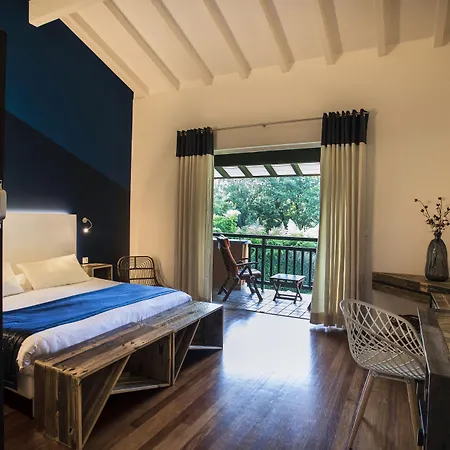 Les Freres Ibarboure 4* 비다르