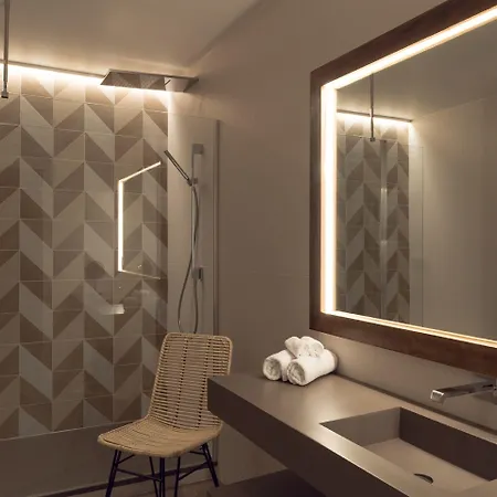 Szálloda Les Freres Ibarboure - 4 Etoiles, Exterieur Sensoriel Et Restaurant Etoile A