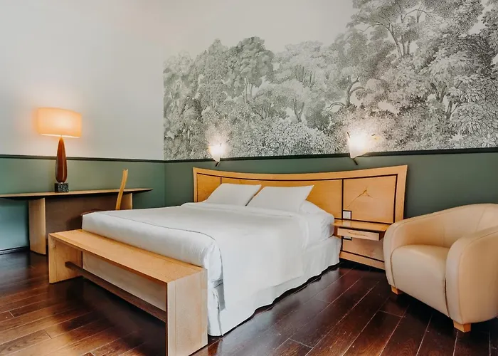 Les Frères Ibarboure - 4 étoiles, Extérieur Sensoriel Et Restaurant étoilé à