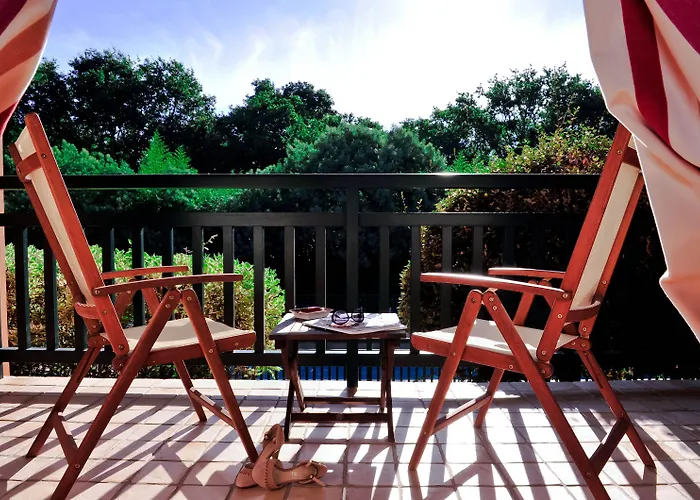 Les Frères Ibarboure - 4 étoiles, Extérieur Sensoriel Et Restaurant étoilé à Hotel 4*