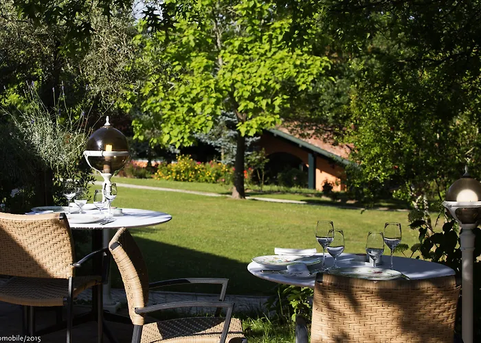 Les Frères Ibarboure - 4 étoiles, Extérieur Sensoriel Et Restaurant étoilé à