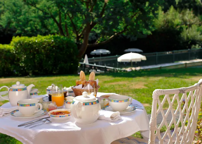 Les Frères Ibarboure - 4 étoiles, Extérieur Sensoriel Et Restaurant étoilé à 4* Bidart