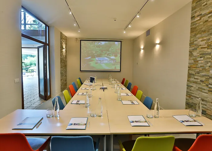 Hotel Les Frères Ibarboure - 4 étoiles, Extérieur Sensoriel Et Restaurant étoilé à