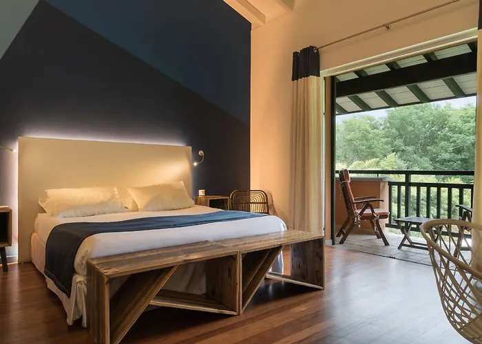 Les Frères Ibarboure - 4 étoiles, Extérieur Sensoriel Et Restaurant étoilé à 4*