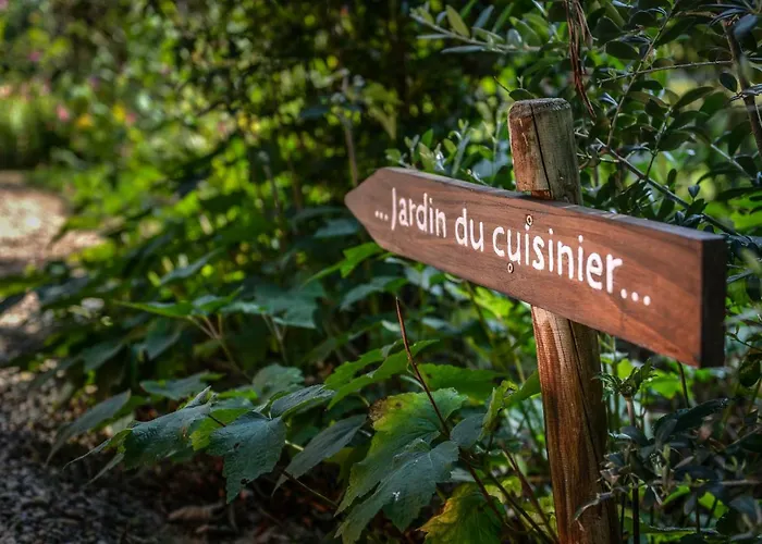 Les Frères Ibarboure - 4 étoiles, Extérieur Sensoriel Et Restaurant étoilé à